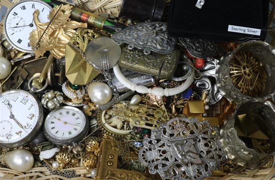 A quantity of mixed items including costume jewellery, pocket watches, napkin rings etc.